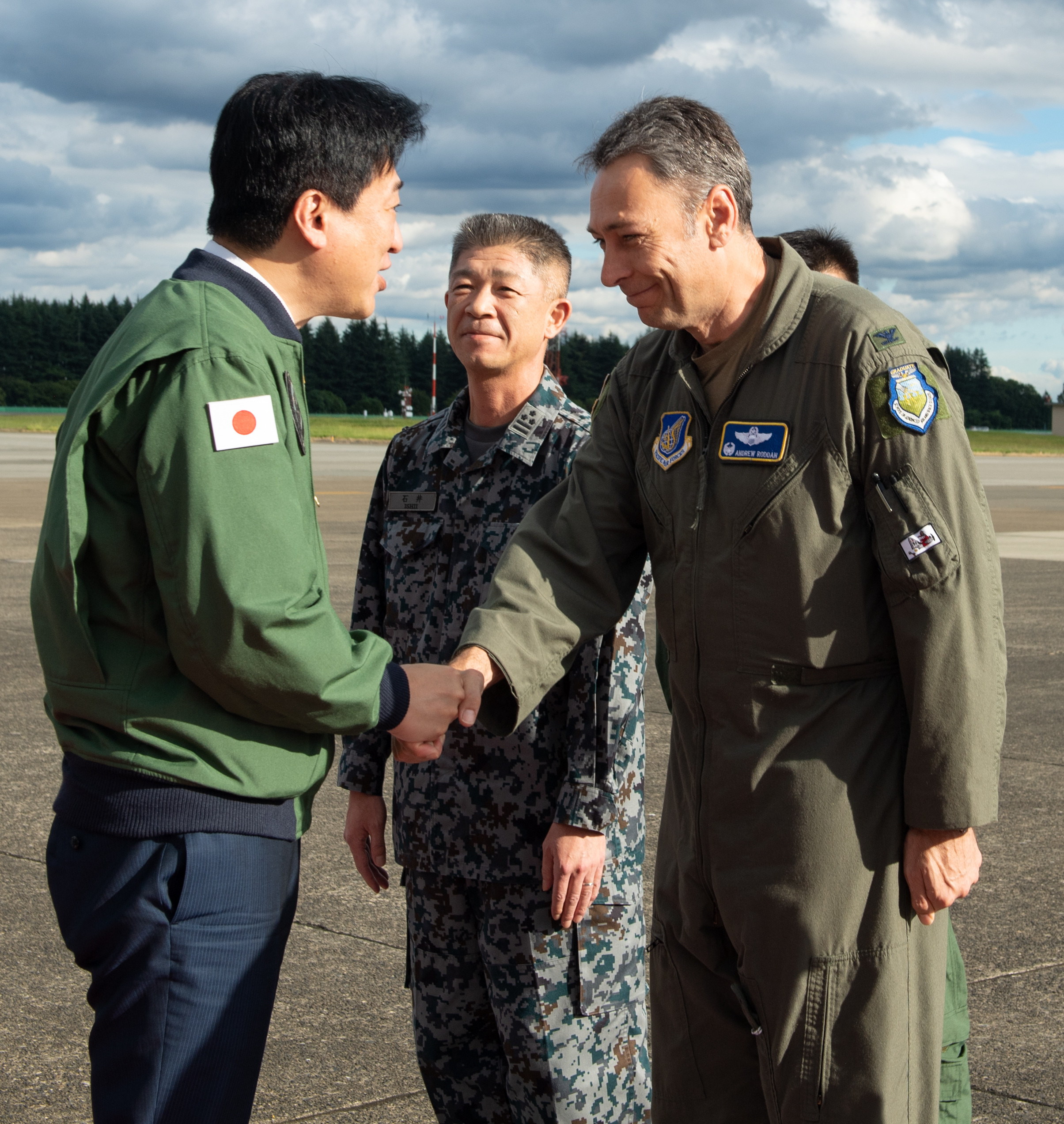 Japan Minister of Defense visits Yokota